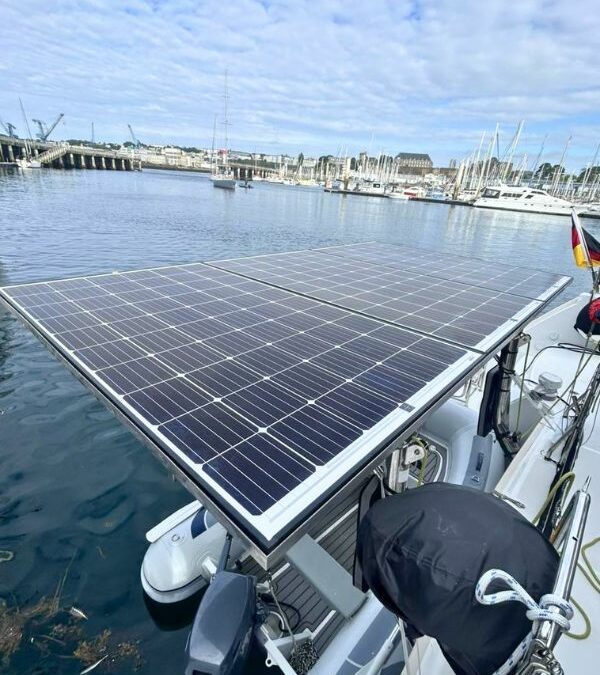 Réparation photovoltaïque sur un bateau allemand